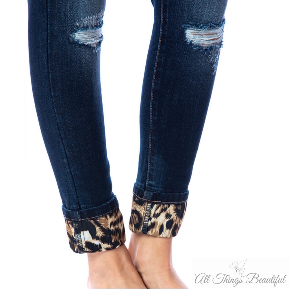 🐾KanCan Dark Wash Leopard Patch Skinnies🐾 - Picture 7 of 10